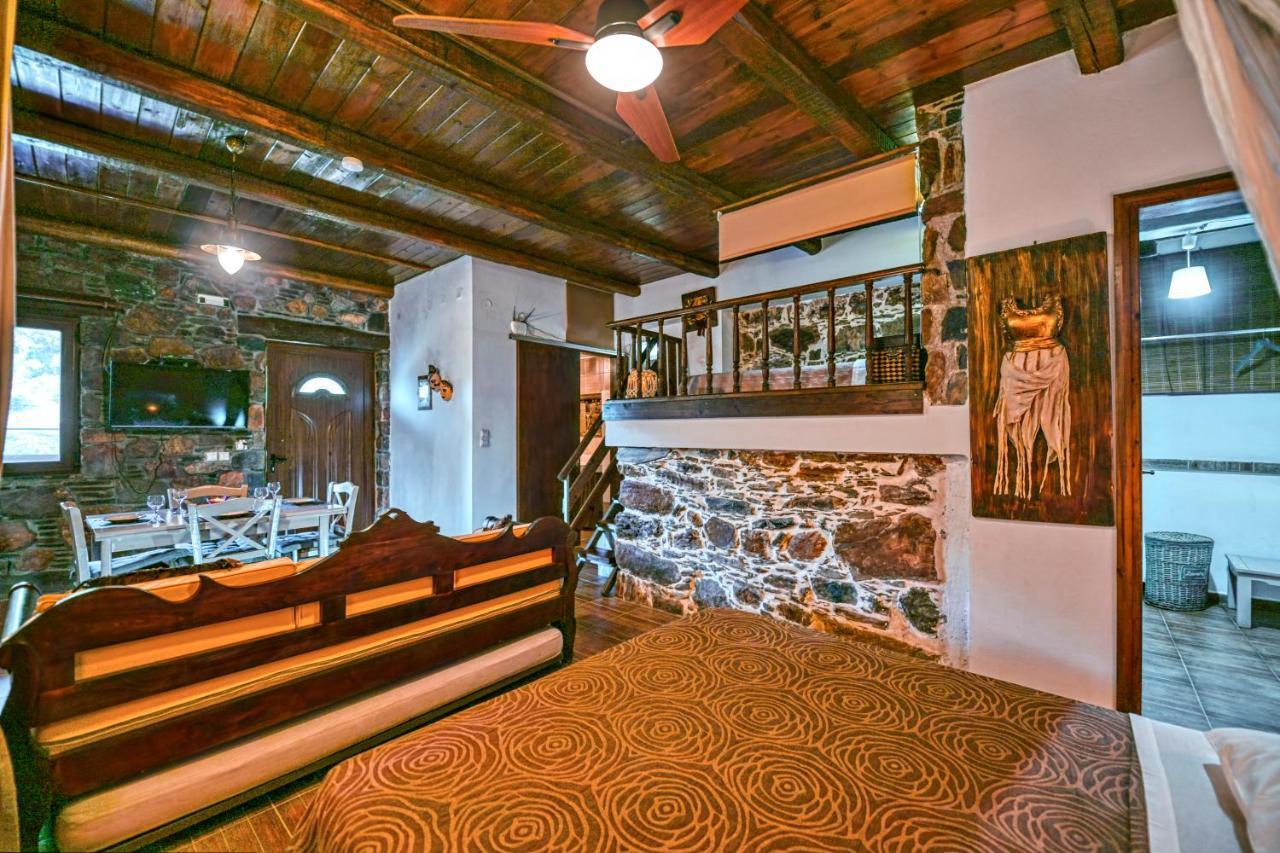 "Pefkopetro" Traditional House Keramotí Zewnętrze zdjęcie